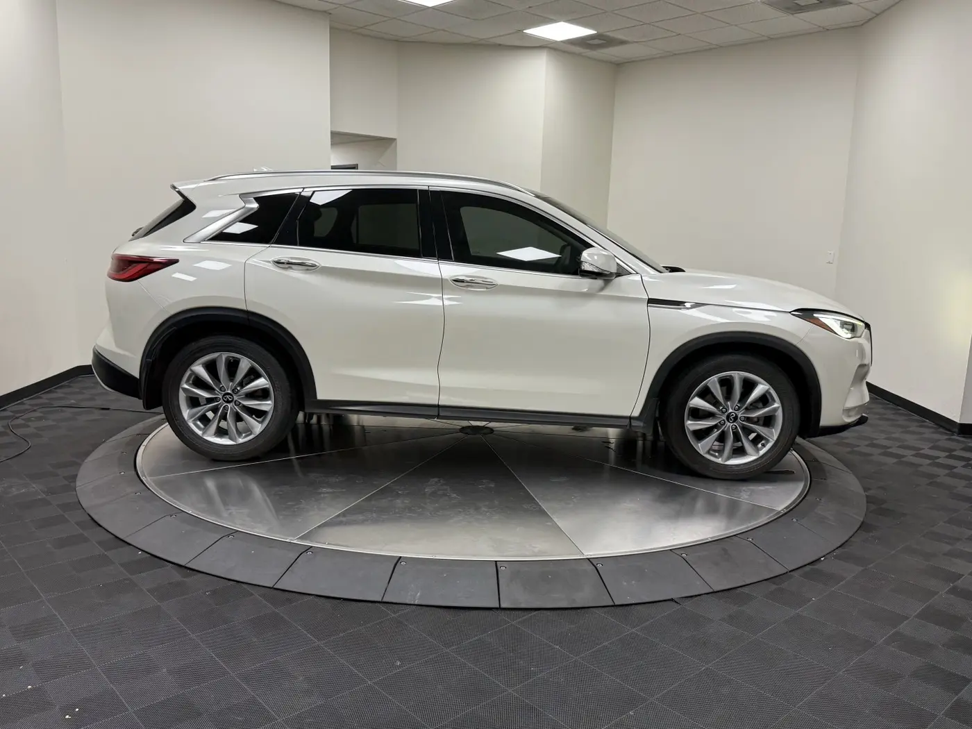 2022 INFINITI QX50 - $19,495