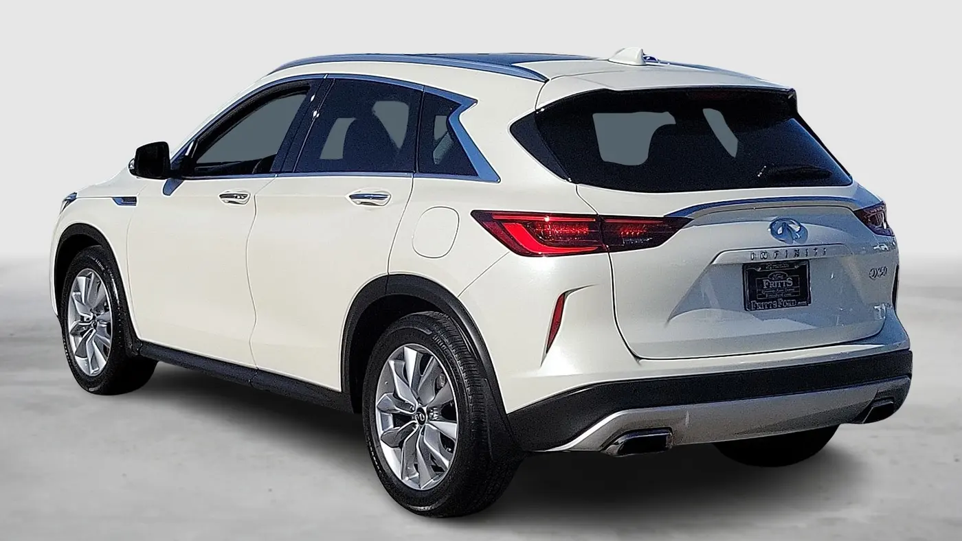 2022 INFINITI QX50 Essential