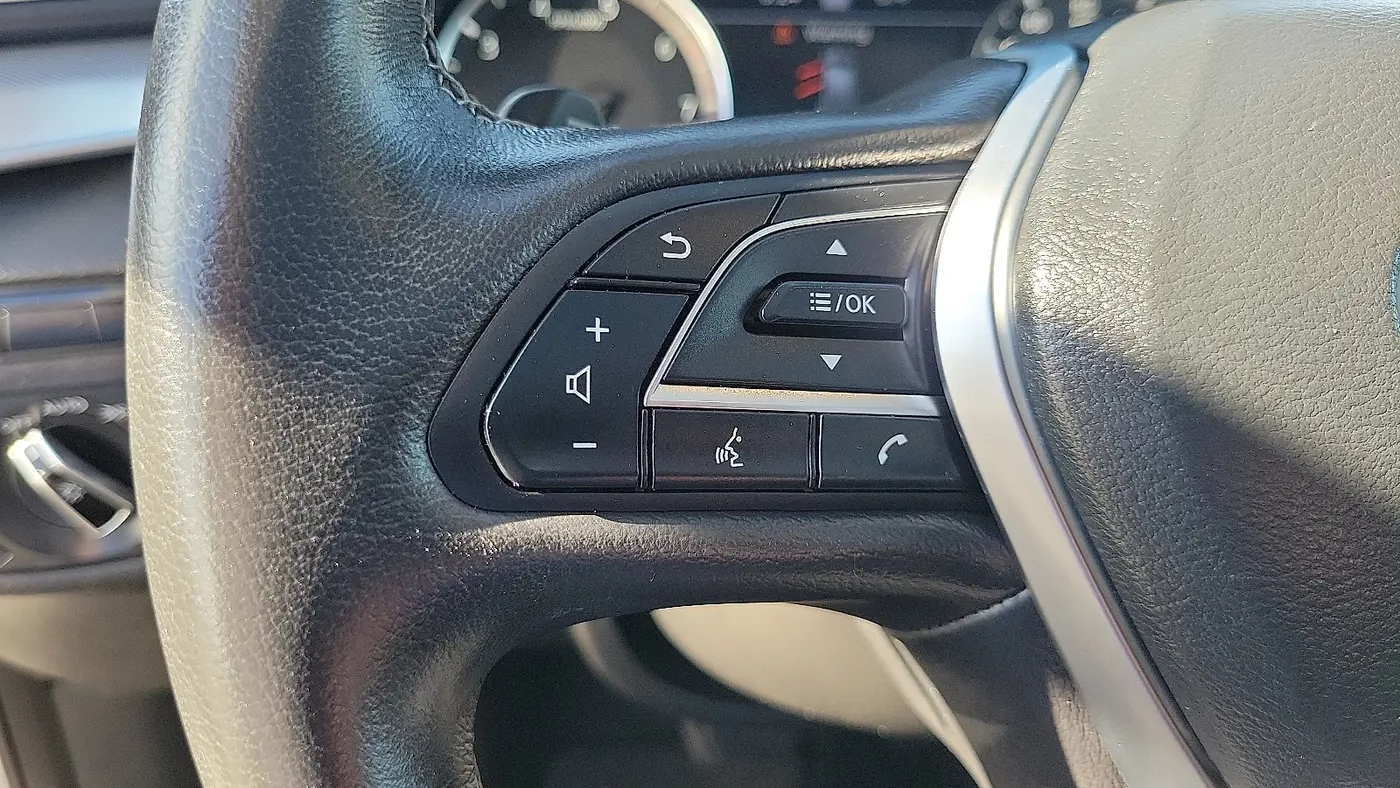 2022 INFINITI QX50 Essential