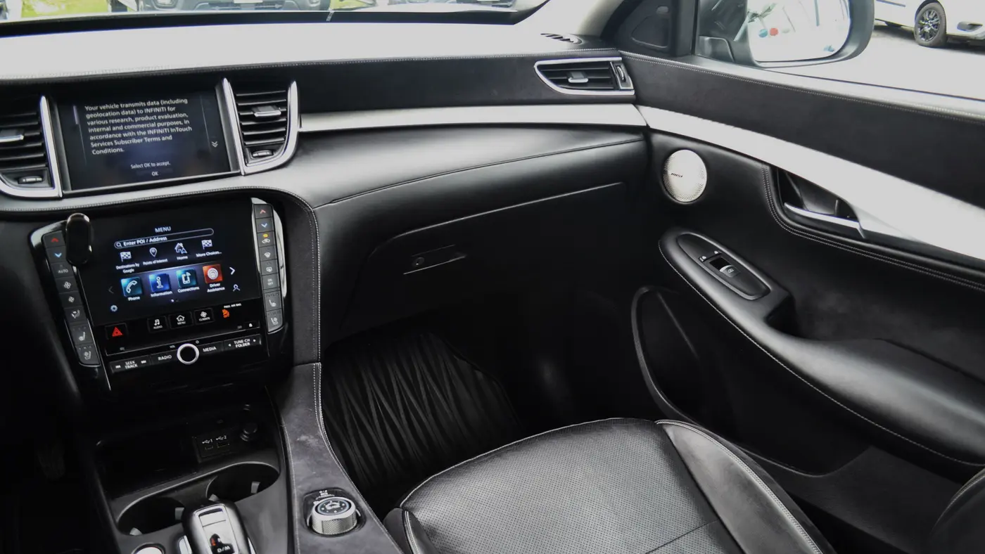 2023 INFINITI QX50 Sensory