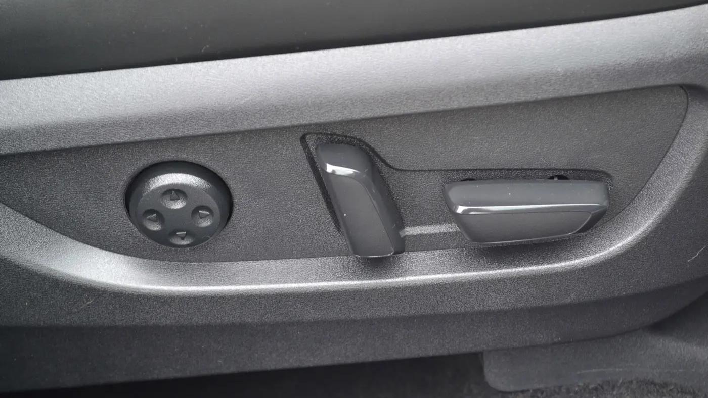 2023 INFINITI QX50 Sensory