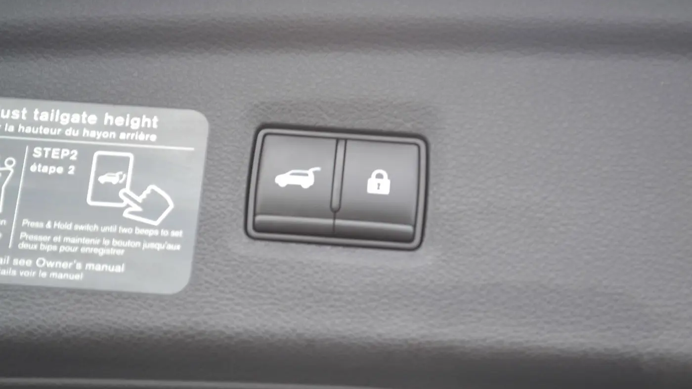 2023 INFINITI QX50 Sensory