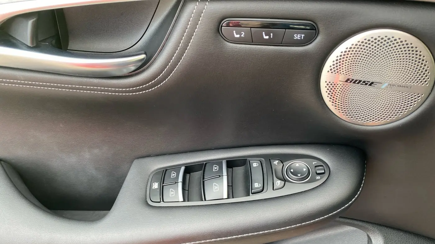 2023 INFINITI QX50 Sensory