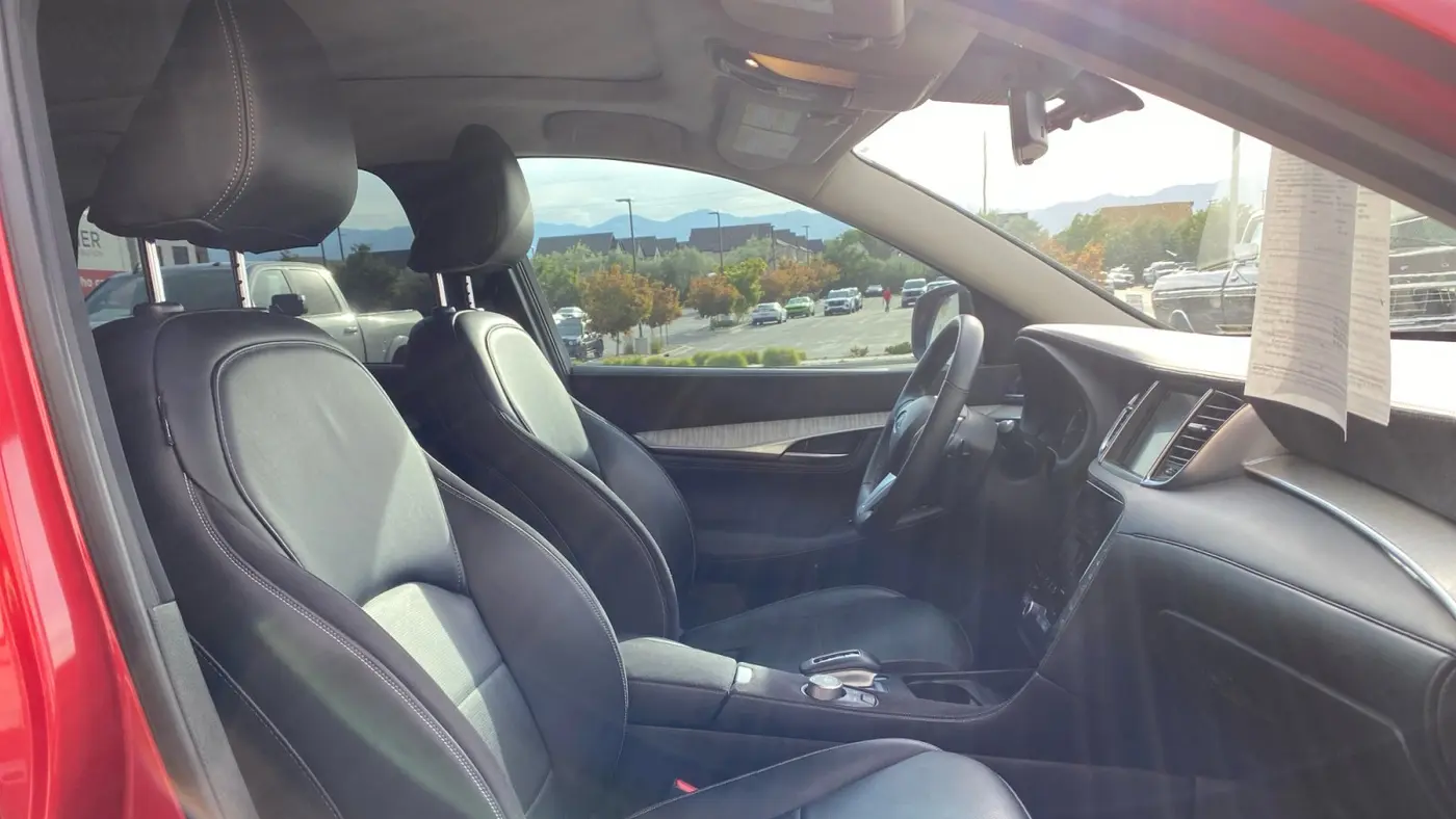 2023 INFINITI QX50 Sensory