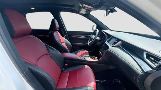 2023 INFINITI QX50 Sport