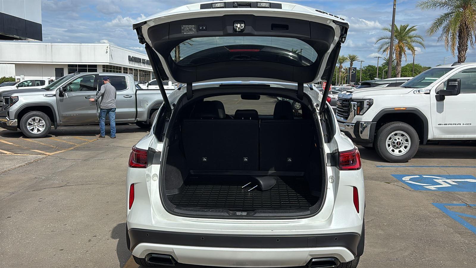 2025 INFINITI QX50 Sport