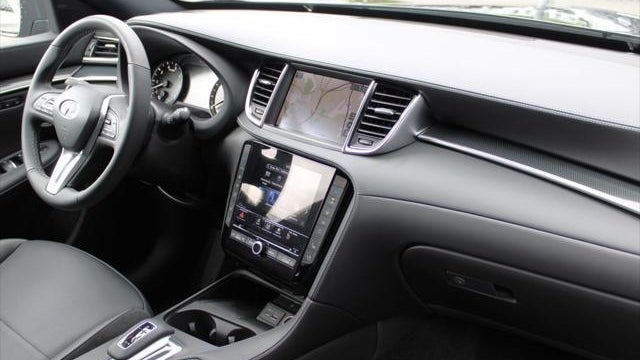2025 INFINITI QX50 Sport
