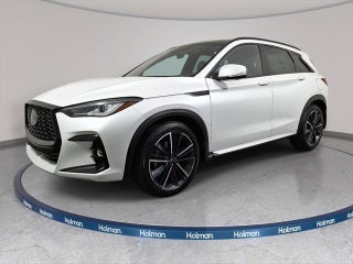 2025 INFINITI QX50 with Radiant White Exterior