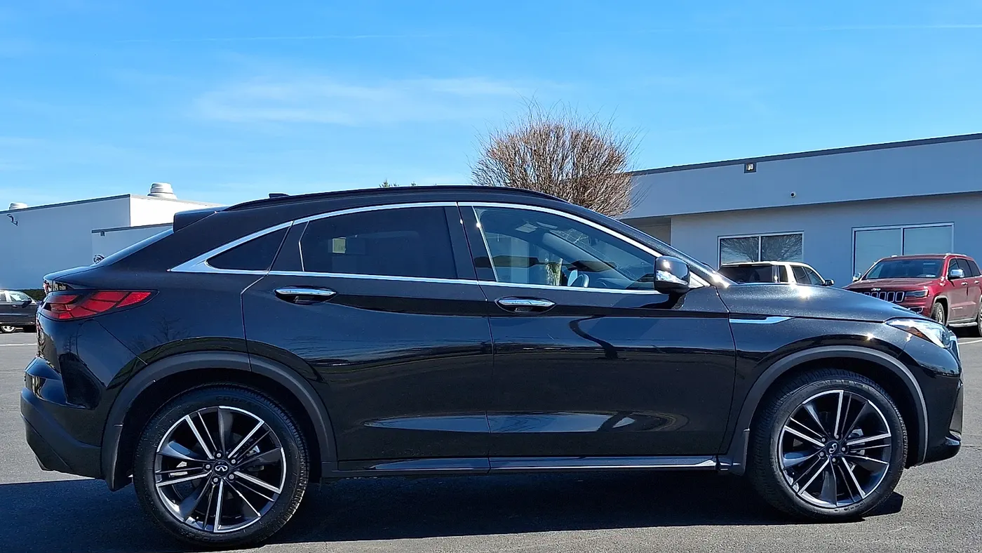 2022 INFINITI QX55 Luxe