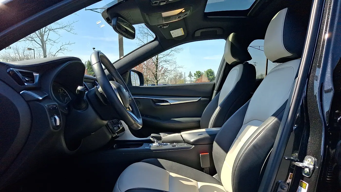 2022 INFINITI QX55 Luxe