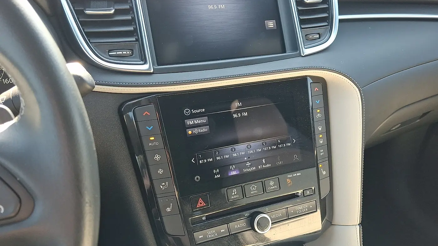 2022 INFINITI QX55 Luxe