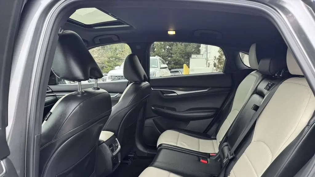 2025 INFINITI QX55 Luxe