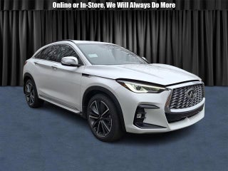 2025 INFINITI QX55 with Radiant White Exterior