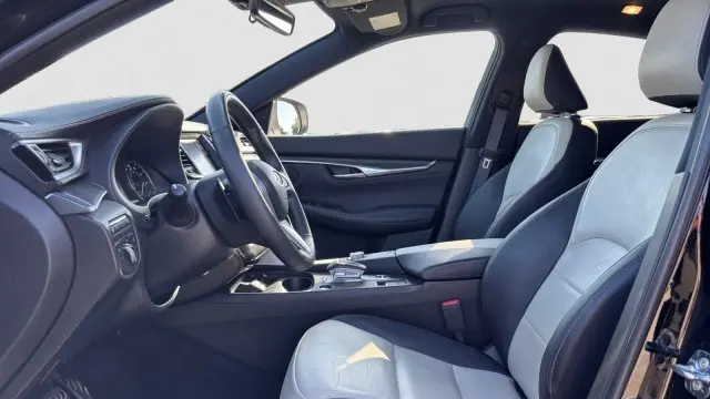 2025 INFINITI QX55 Luxe