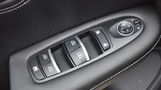 2022 INFINITI QX55 Essential