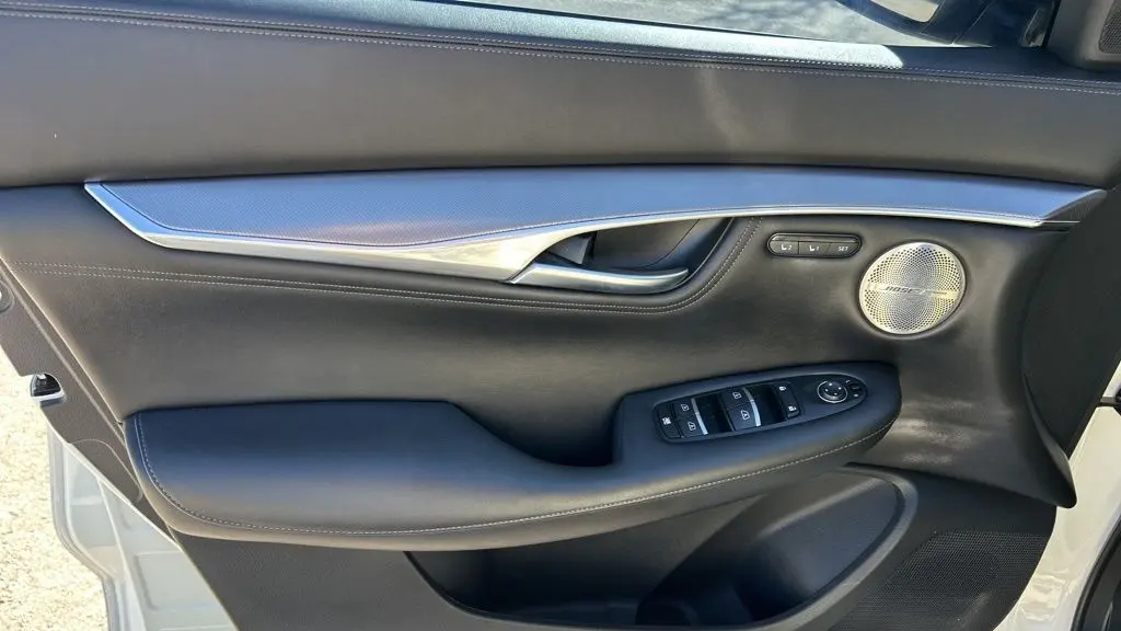 2022 INFINITI QX55 Essential