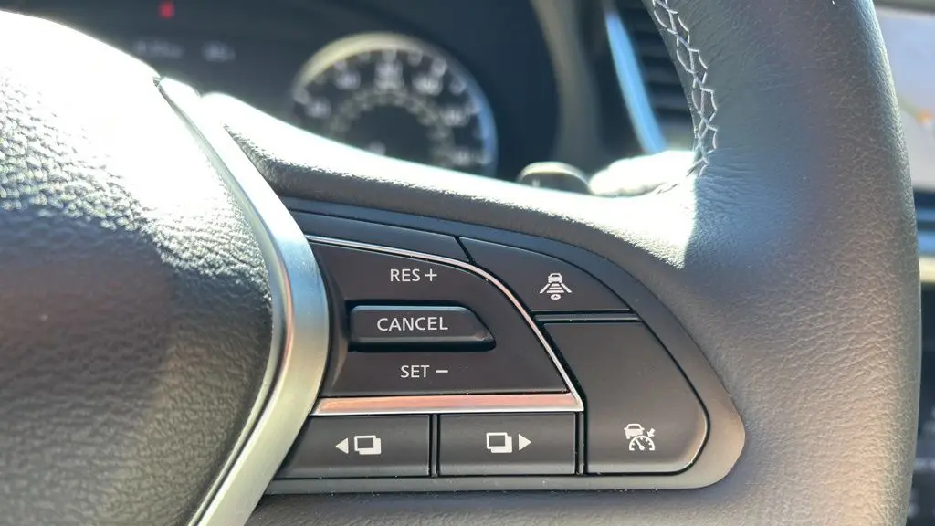2022 INFINITI QX55 Essential