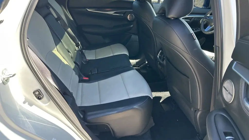 2022 INFINITI QX55 Essential