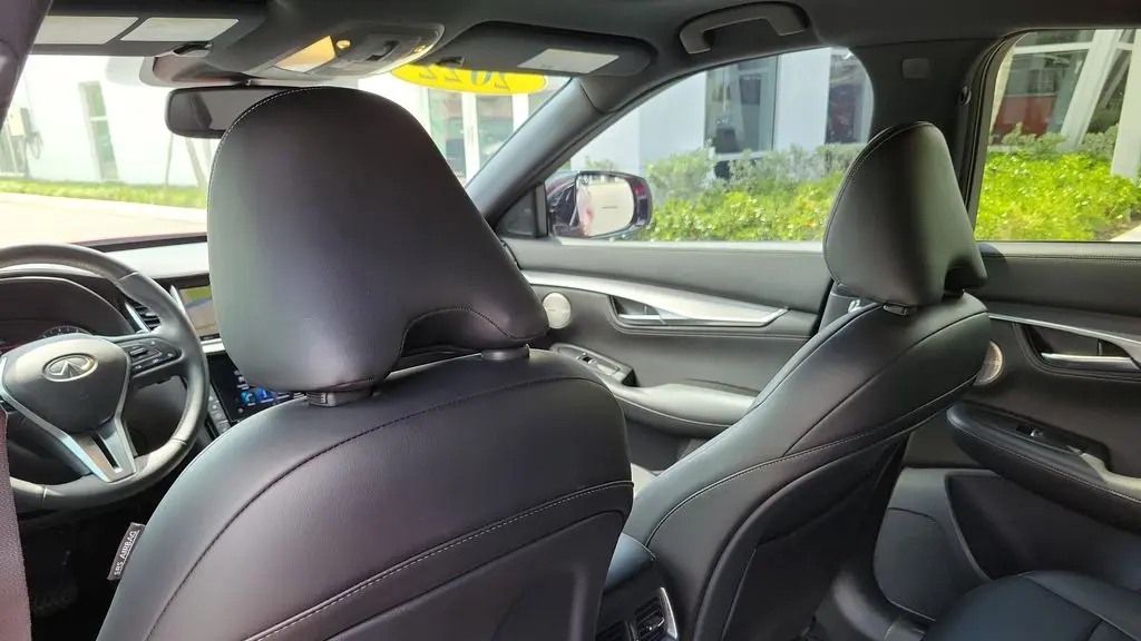 2022 INFINITI QX55 Essential