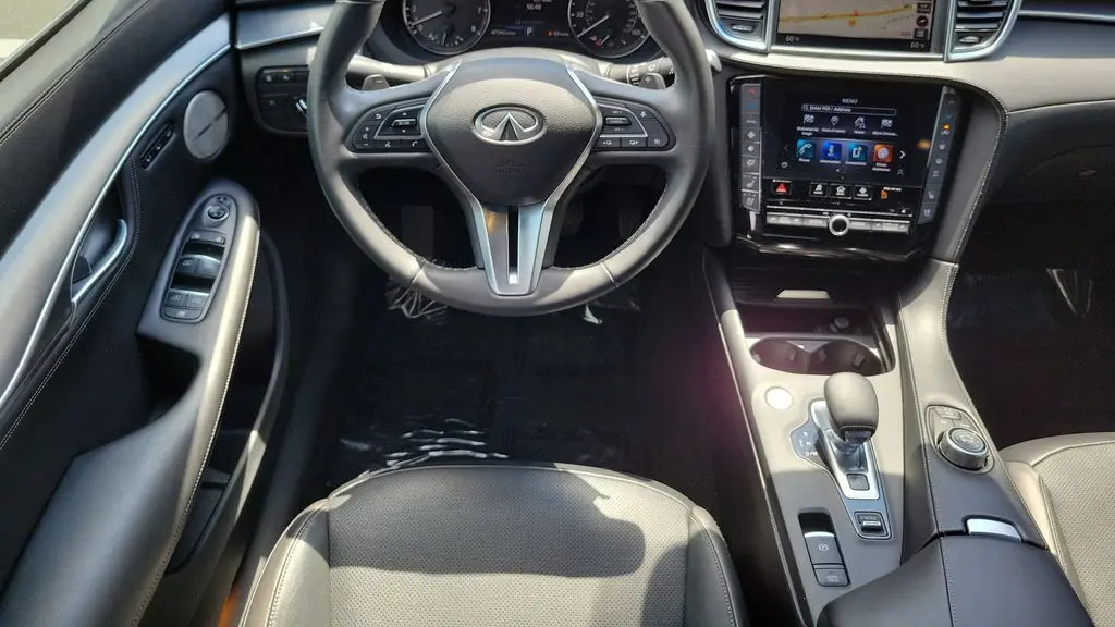 2022 INFINITI QX55 Essential