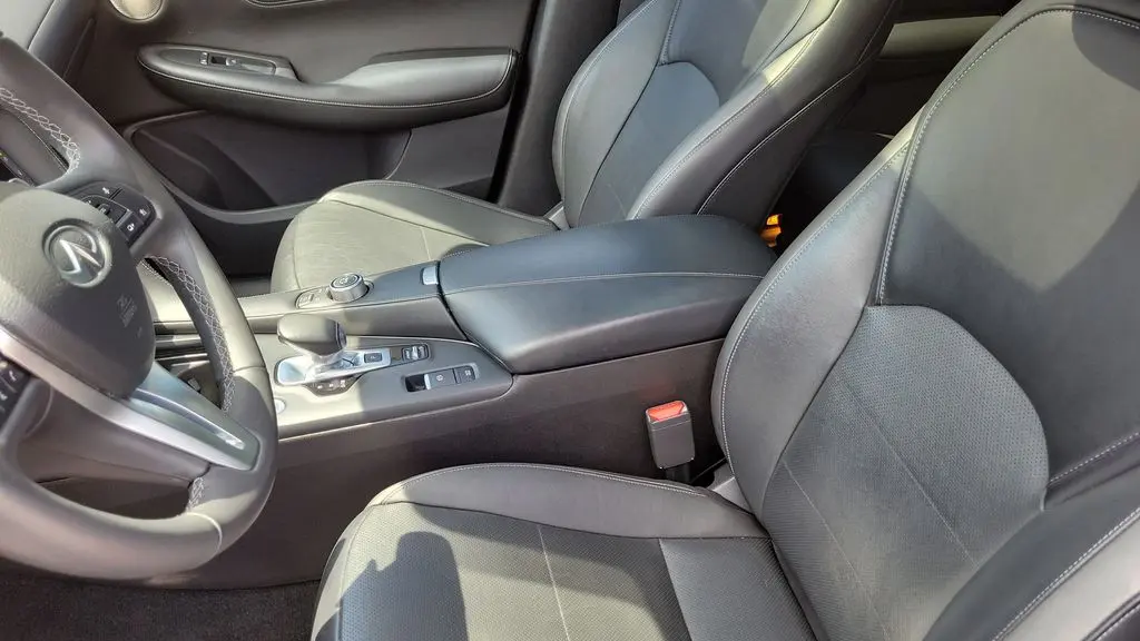 2022 INFINITI QX55 Essential