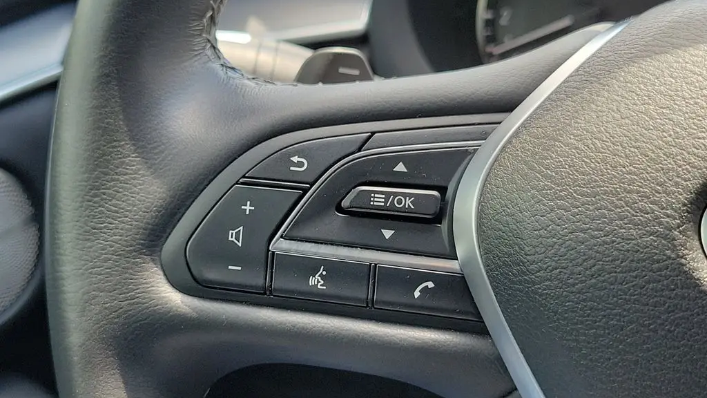 2022 INFINITI QX55 Essential