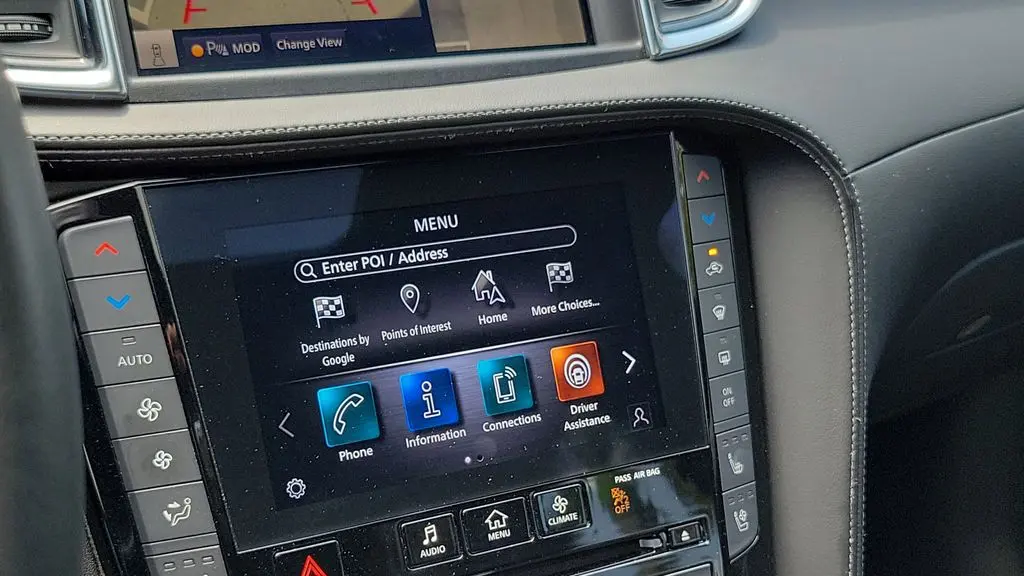 2022 INFINITI QX55 Essential