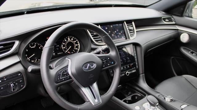 2023 INFINITI QX55 Essential