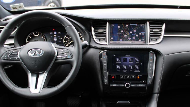 2023 INFINITI QX55 Essential