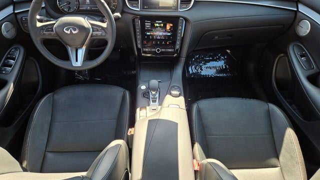 2023 INFINITI QX55 Essential
