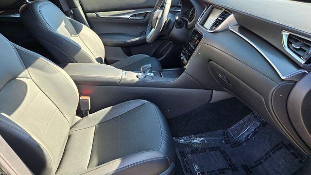 2023 INFINITI QX55 Essential