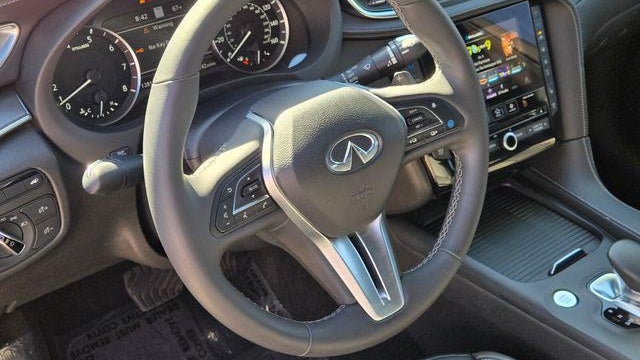 2023 INFINITI QX55 Essential
