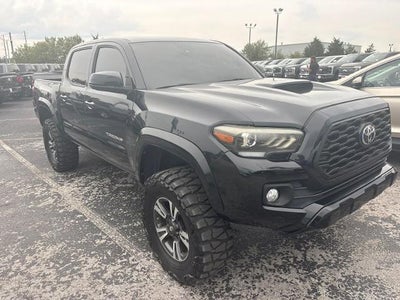 2019 Toyota Tacoma 4X2 TRD Sport 4DR Double Cab 5.0 FT SB