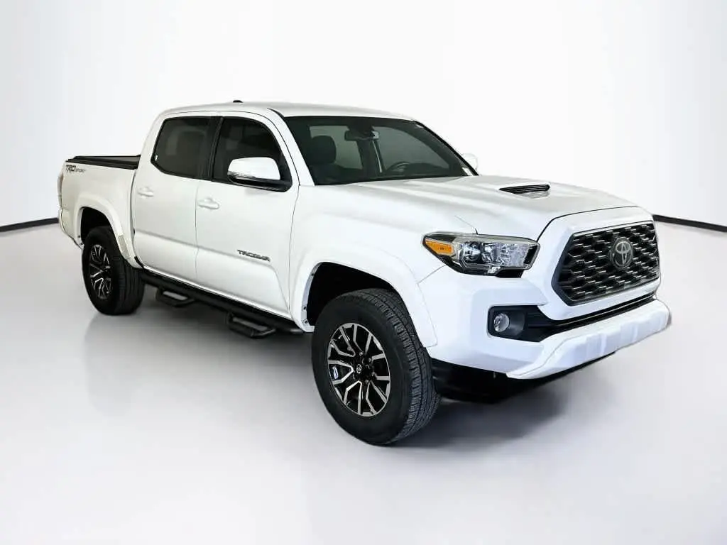 2020 Toyota Tacoma - $31,000
