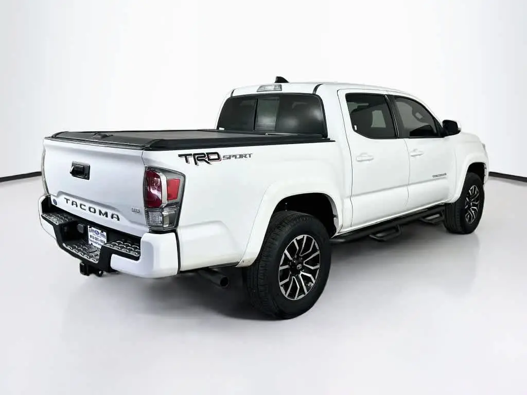 2020 Toyota Tacoma - $31,000