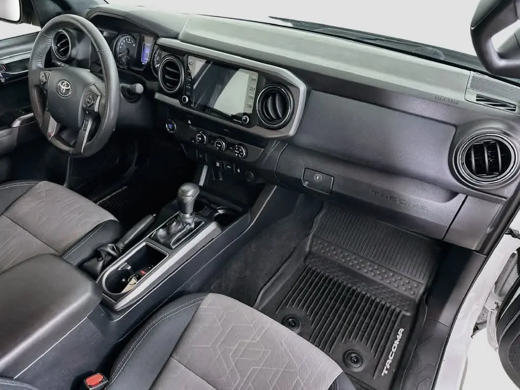 2020 Toyota Tacoma - $31,000