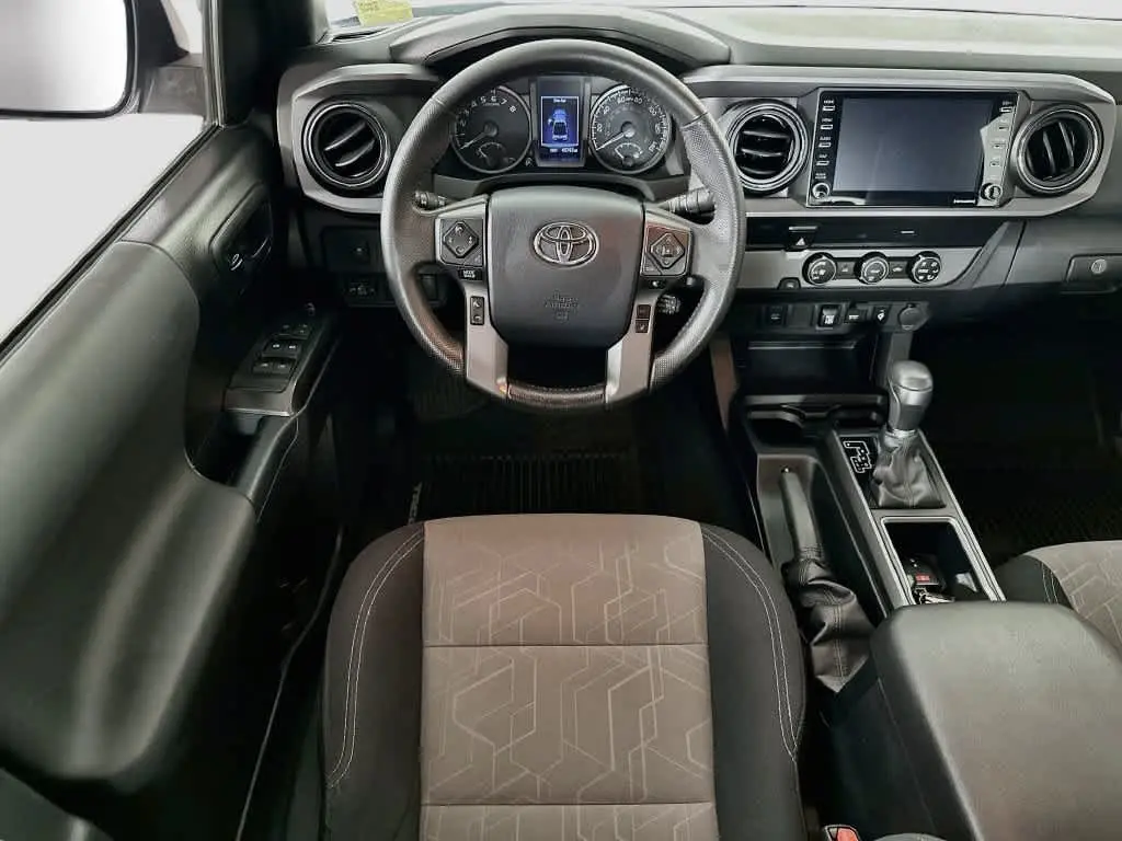 2020 Toyota Tacoma - $31,000