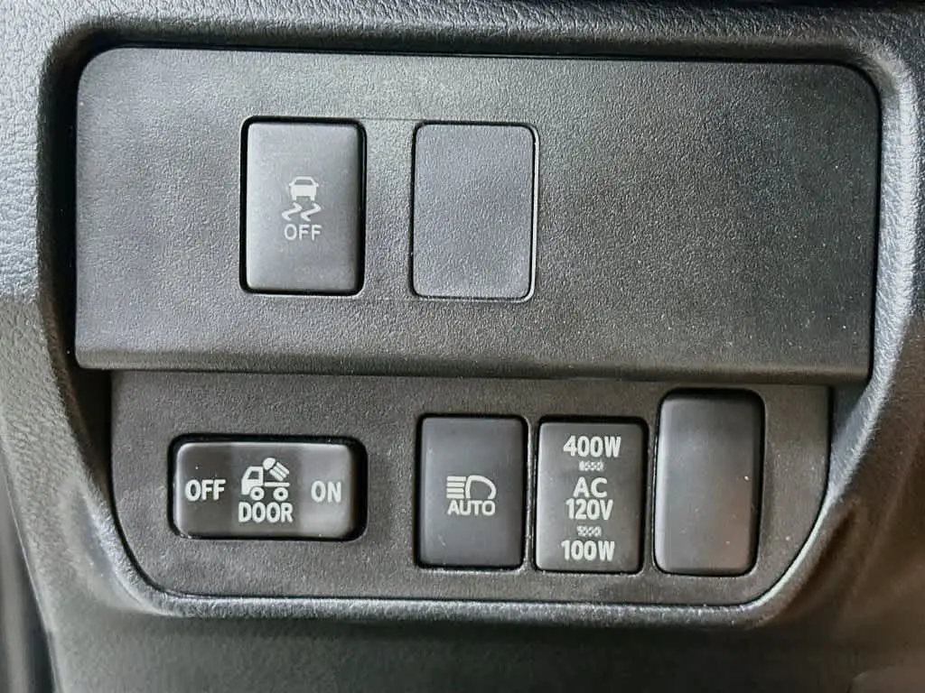 2020 Toyota Tacoma - $31,000