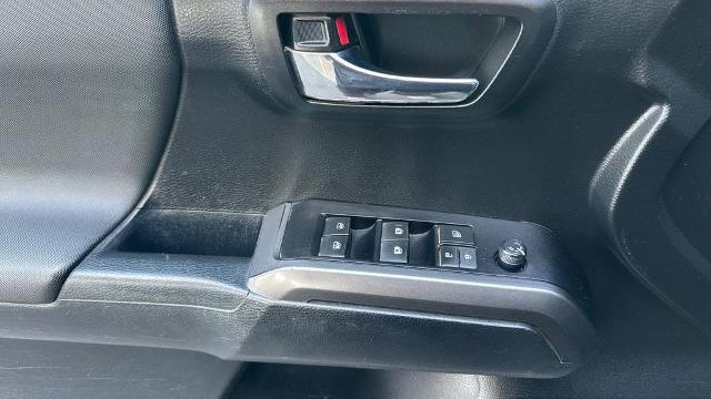 2022 Toyota Tacoma TRD Off-Road