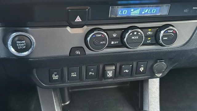 2022 Toyota Tacoma TRD Off-Road