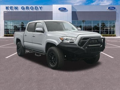 Photo of a 2019 Toyota Tacoma 4X2 TRD Off-Road 4DR Double Cab 5.0 FT SB for sale