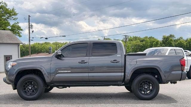 2022 Toyota Tacoma TRD Off-Road