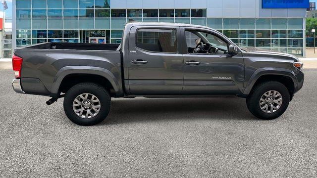 2017 Toyota Tacoma SR5 V6