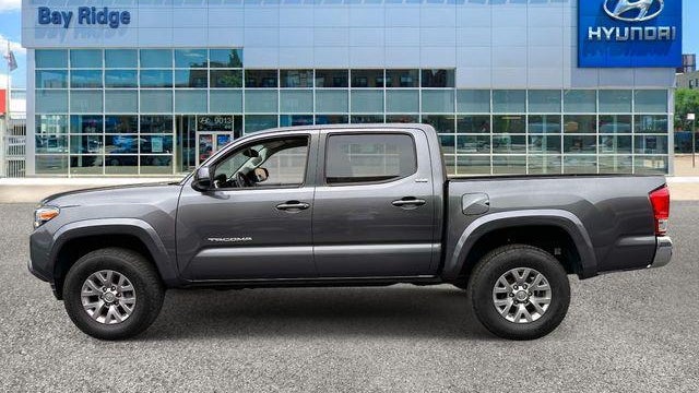 2017 Toyota Tacoma SR5 V6