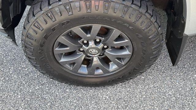 2023 Toyota Tacoma SR5 V6