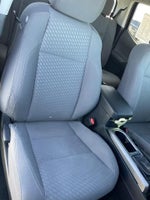 2022 Tacoma Thumbnail 32