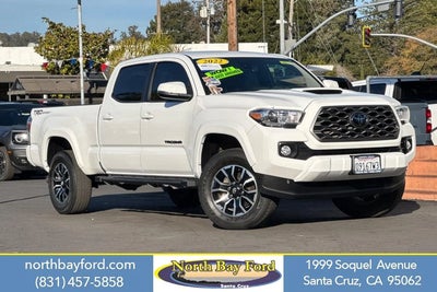2022 Toyota Tacoma 4X2 SR5 V6 4DR Double Cab 6.1 FT LB