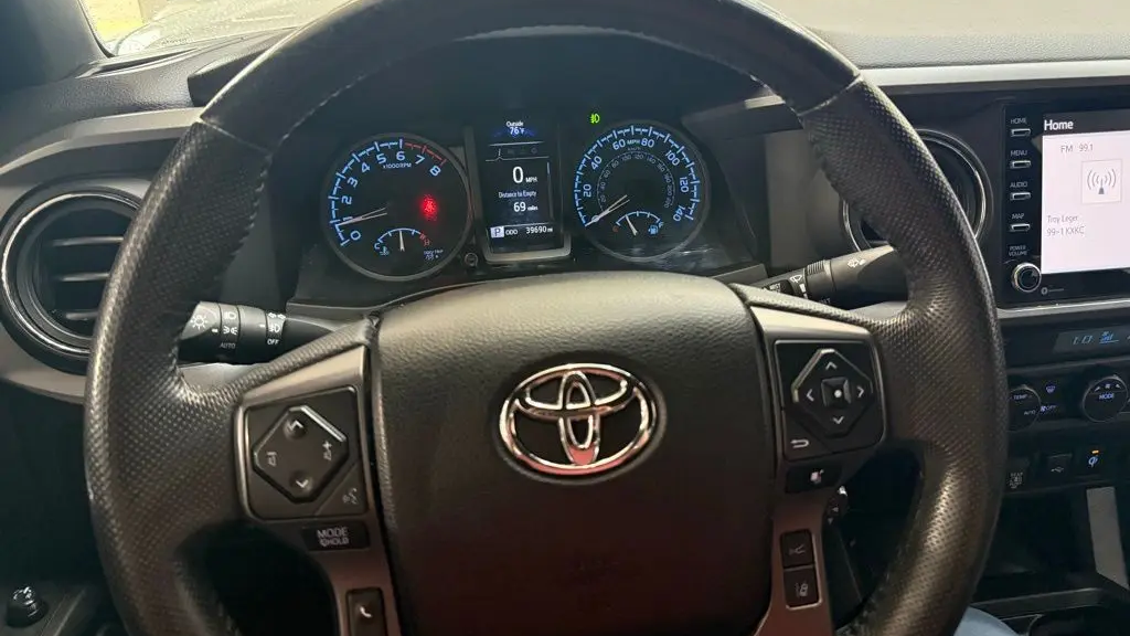 2022 Toyota Tacoma SR5 V6
