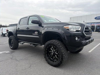 2019 Toyota Tacoma 4X4 SR5 V6 4DR Double Cab 5.0 FT SB