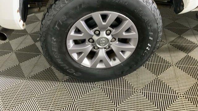 2017 Toyota Tacoma SR V6